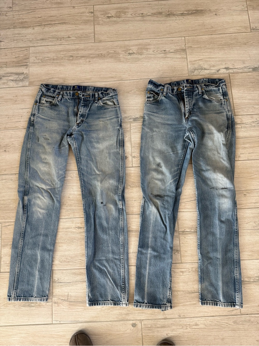 Wrangler 47MWZ Light Wash Straight Leg Jeans — Pair